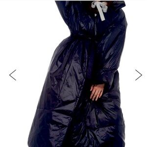 Norma Kamali Black Super light Coat